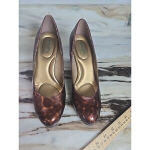 Coach and Four Brown Tortoiseshell Patent Round Toe Pumps Heels Size 8.5M